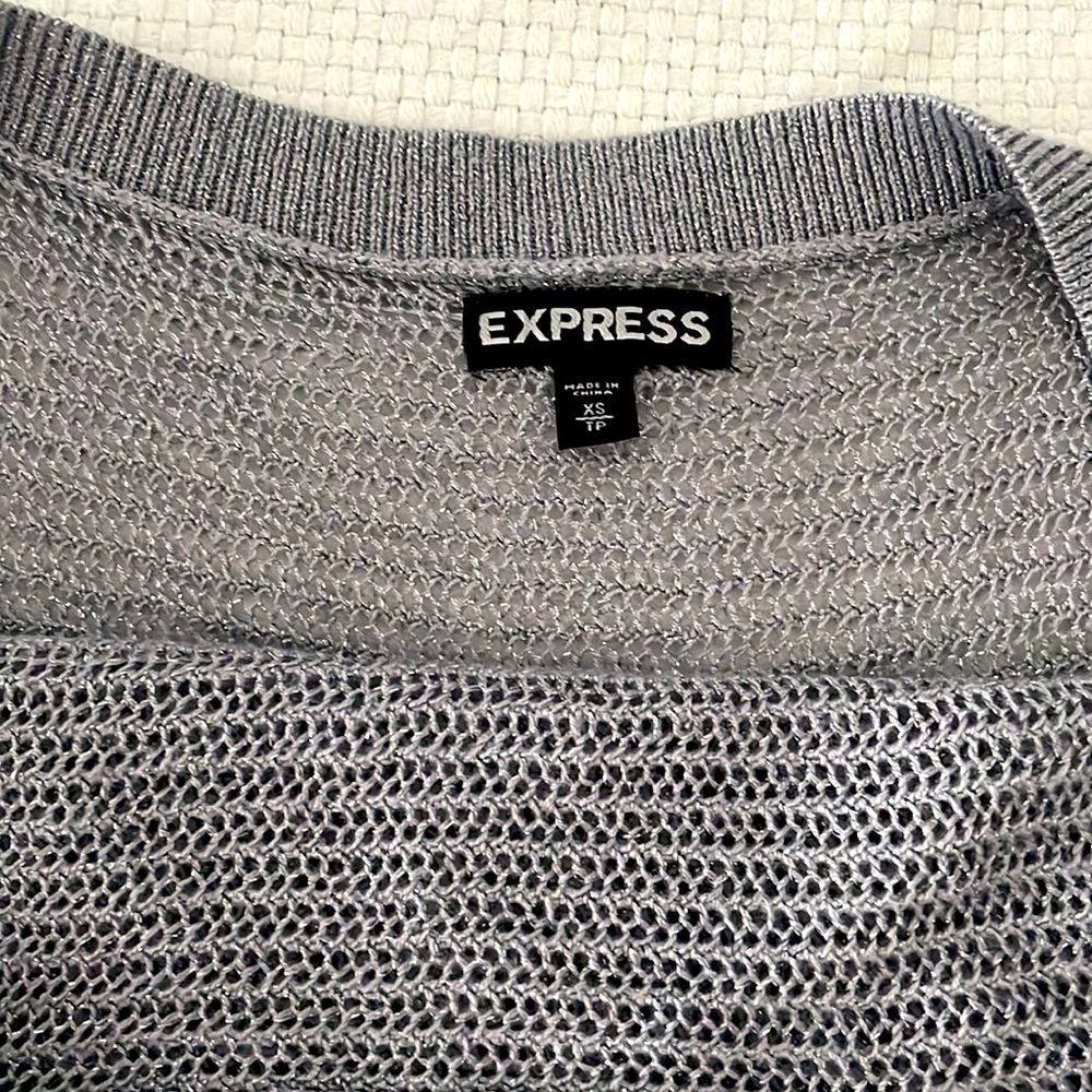 Express Top - Picture 2 of 2